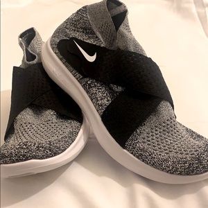 Nike Free RN Motion Flyknit